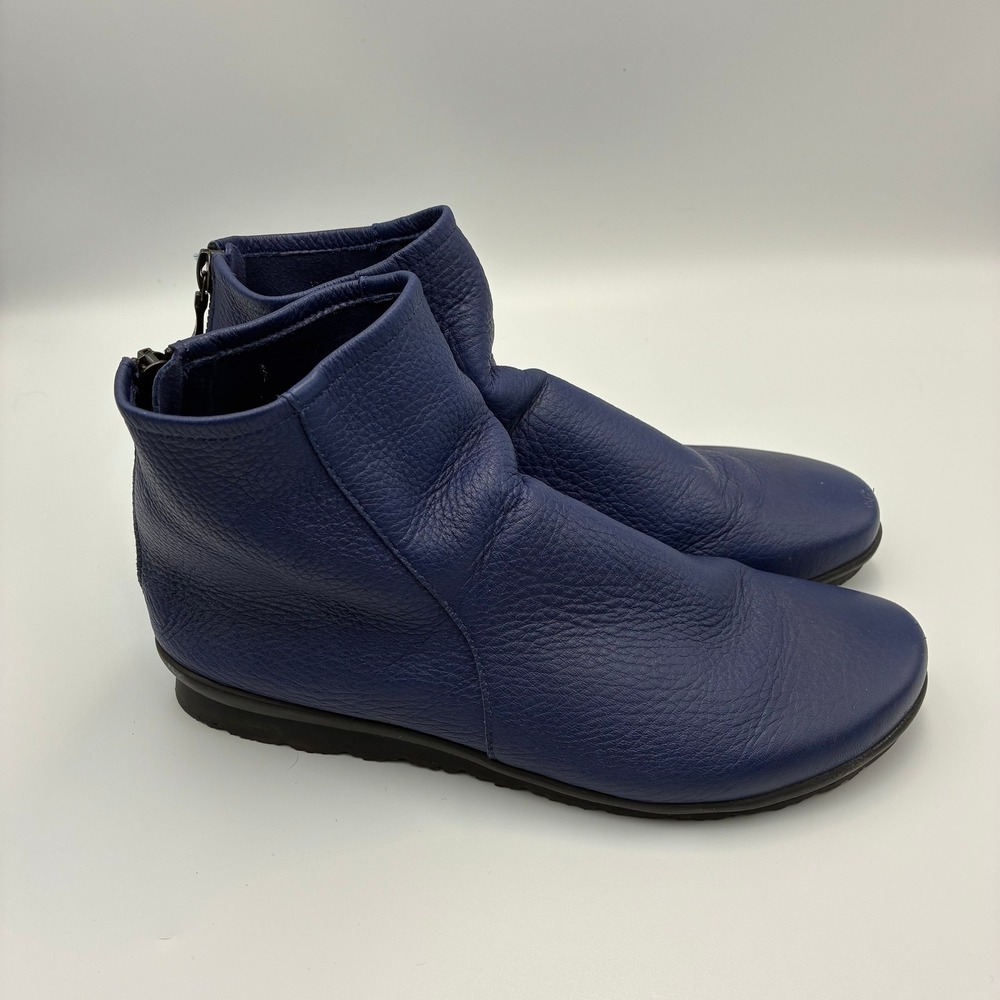 Arche Blue Pebbled Leather Ankle Boots Rear Zip Made in France Womens 36